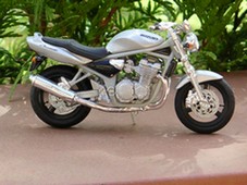 bandit avant2.jpg