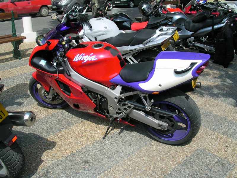 zx7r2.jpg