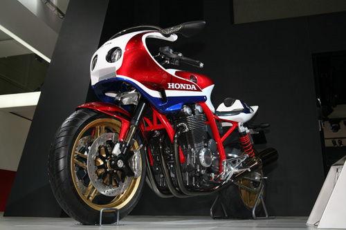 hondacb1100rfrontshow.jpg