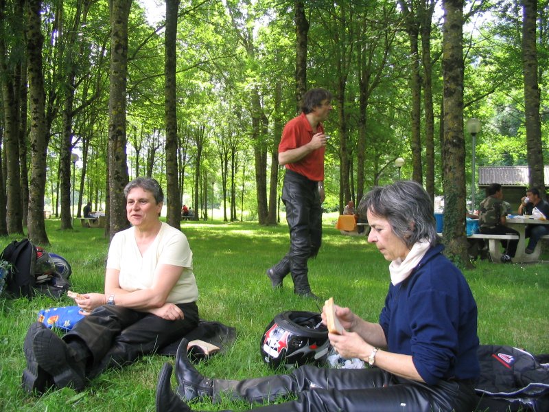 pause_repas_saint_beat__frog_akela.jpg
