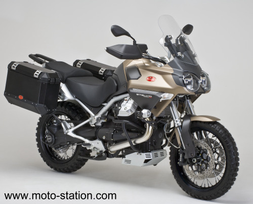 moto-guzzi_stelvio_tt_stpz.jpg