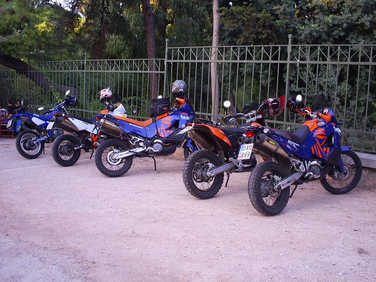 ktm 990 adventure et autres !.jpg
