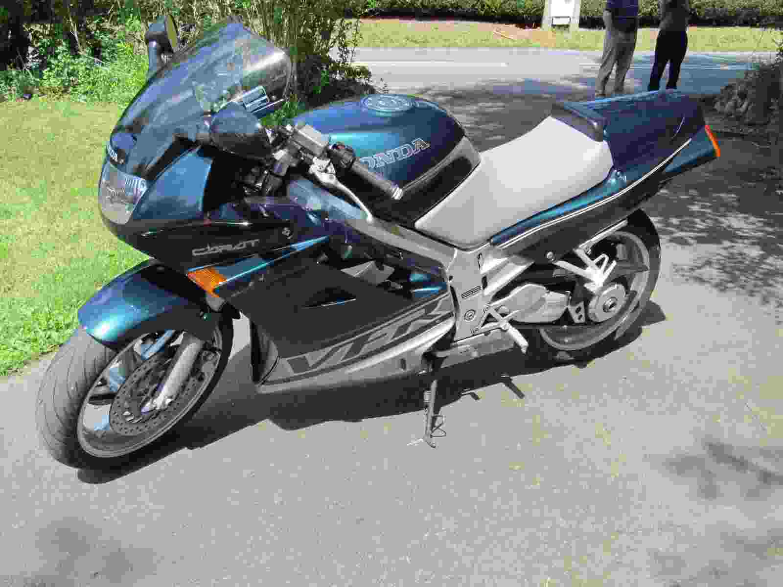 img_2100modif.jpg