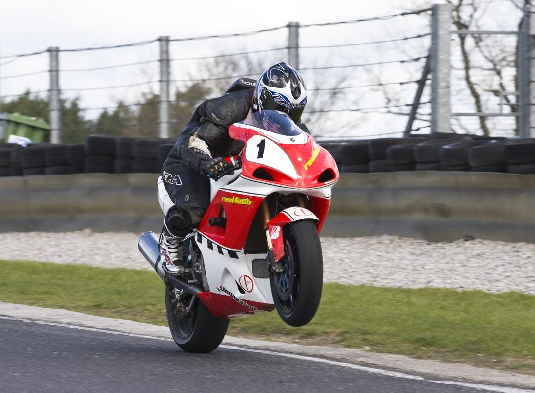 k2 gsxr1000 race bike.jpg