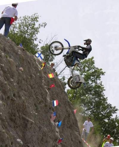 400x493_hill-climbing_17.jpg